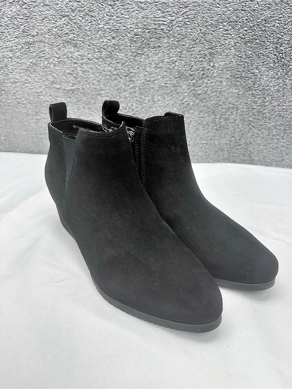 Blondo Marina Waterproof Suede Bootie Waterproof Black Ankle Boots NWT